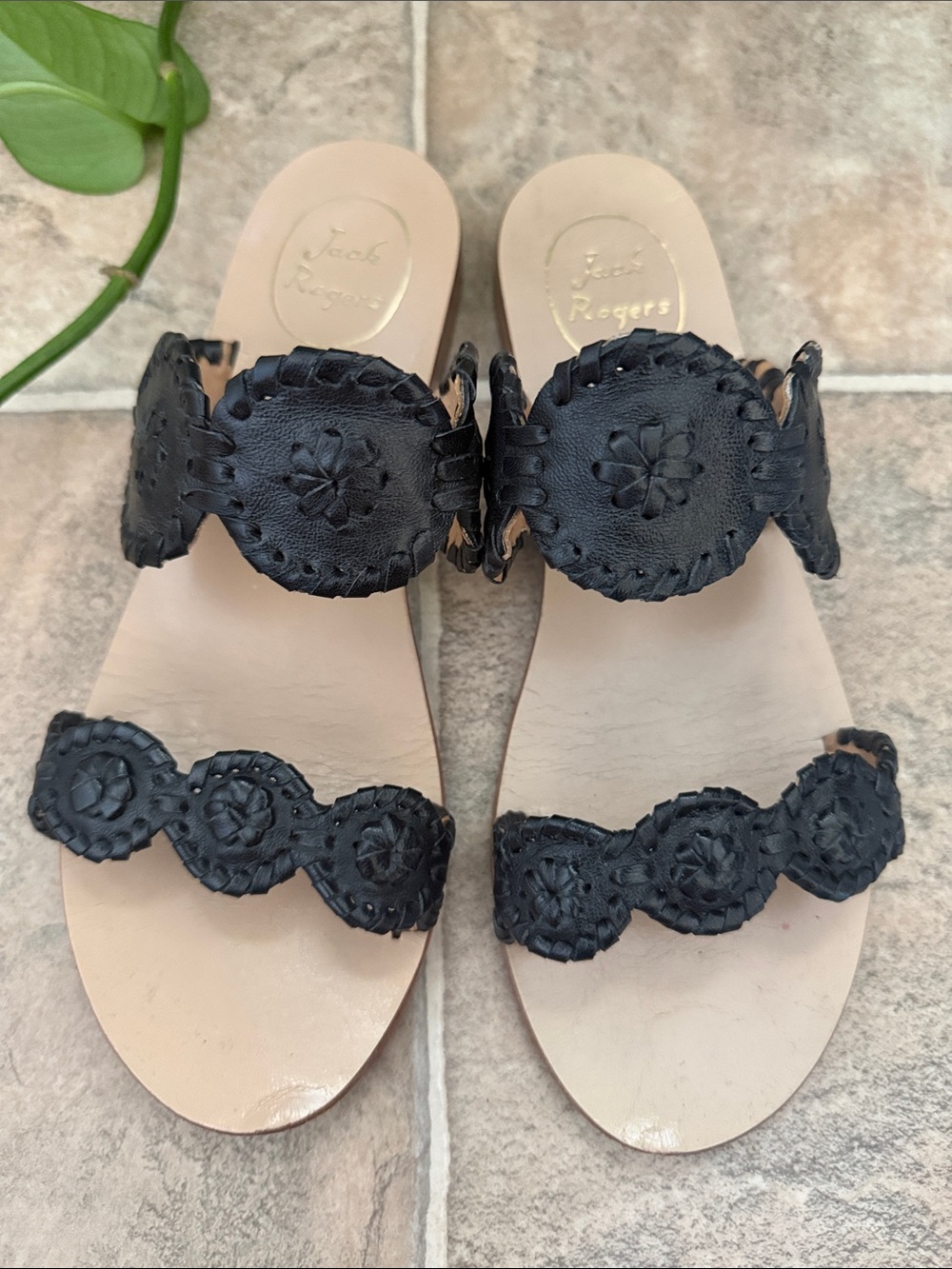 Jack Rogers Black Leather Circle-Detail Slide Sandals